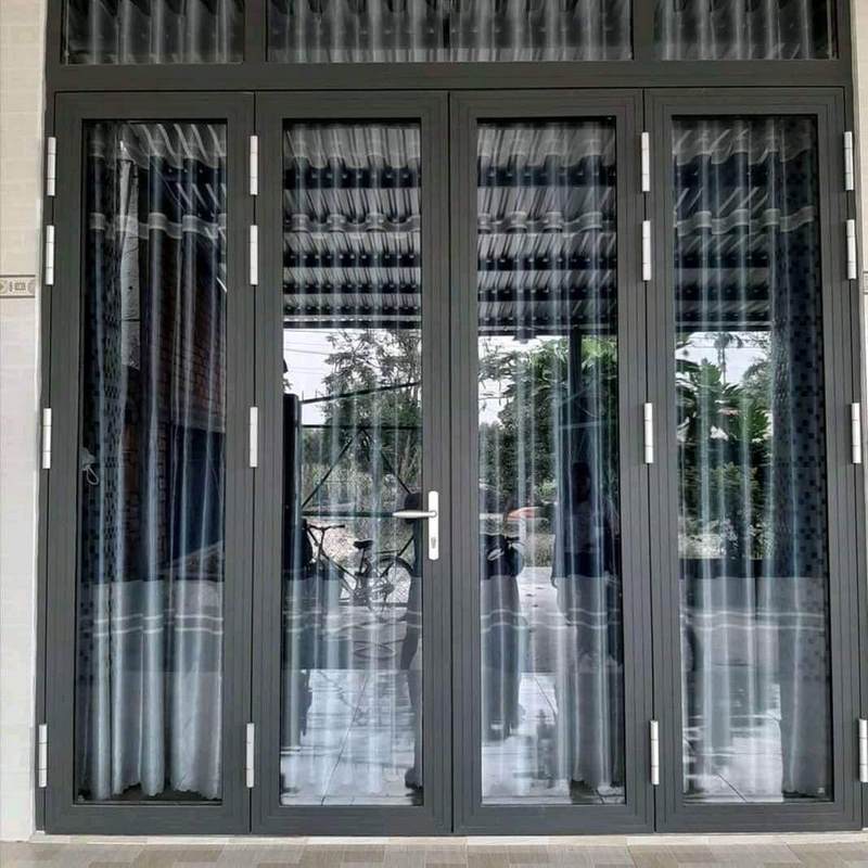Mẫu cửa nhôm 4 cánh màu màu ghi xám mở quay